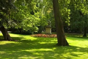 Passeio a pé de 1,30 hora pelos Jardins Secretos de Paris