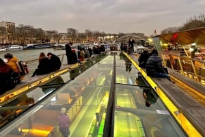 Paris: Seine Cruise with French Music Playlist & Postcard