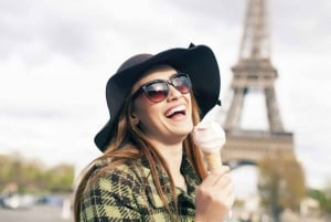 Paris: Seine Cruise with Snack/Optional Eiffel Tower Ticket