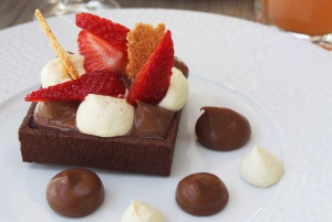 Paris: kryssning på Seine Flodkryssning på Seine och 3-rätters bistrolunch