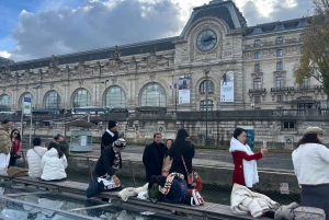 Paris: kryssning på Seine Flodkryssning på Seine och 3-rätters bistrolunch