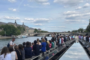 Paris: kryssning på Seine Flodkryssning på Seine och 3-rätters bistrolunch