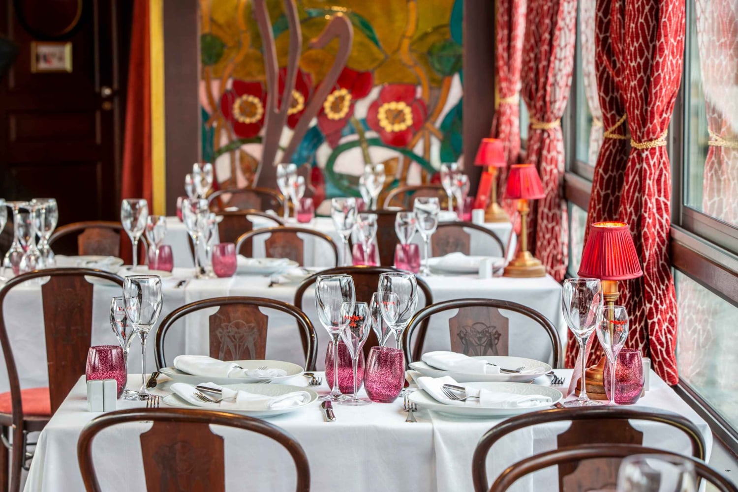 Париж: круиз по Сене с ужином из 3 блюд и живой музыкой