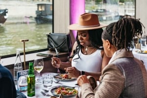 París: Cena en Crucero por el Sena con Menú Gourmet de 3 platos