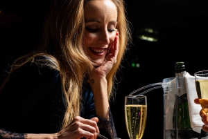 パリ生演奏付きセーヌ川ディナークルーズ