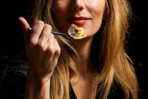 パリ生演奏付きセーヌ川ディナークルーズ