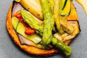 Paris: Seine River Dinner Cruise with Live Music