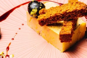 Paris: Seine River Dinner Cruise with Live Music