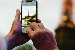Paris: Seine River Dinner Cruise with Live Music