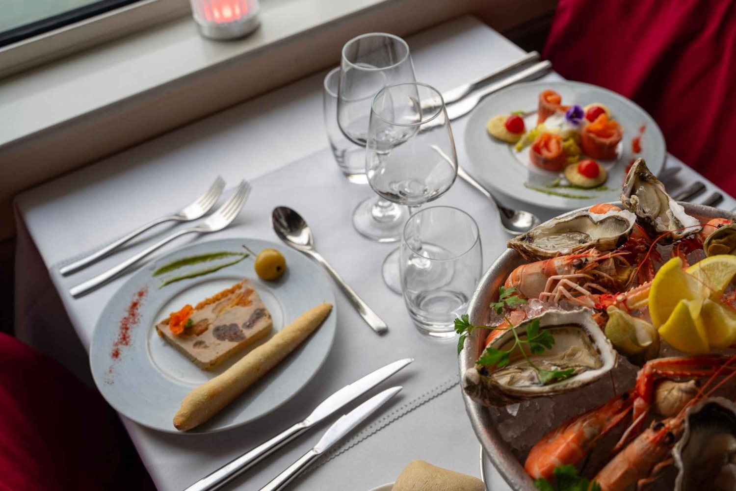 Paris: Lunsjcruise på elven Seine fra Eiffeltårnet