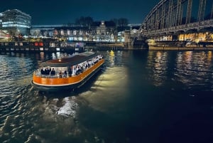Paris: Panorama-Bootsfahrt auf der Seine ab Notre-Dame
