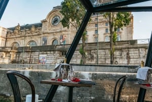 Paris : 3-Course Gourmet Dinner Cruise on Seine River