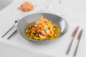 París: Crucero turístico por el Sena con almuerzo de 3 platos