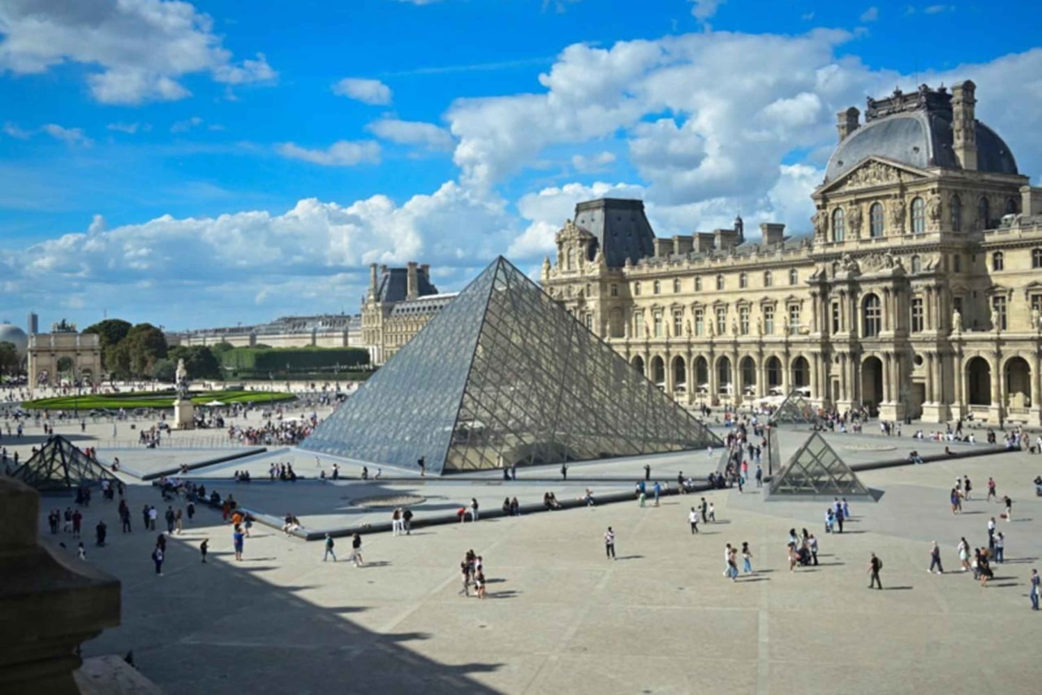 Paris: visita guiada ao Louvre e à Mona Lisa sem filas