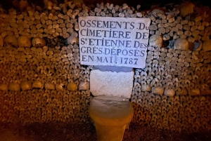 Paris: Small-Group Catacombs Tour with Skip-the-Line Entry