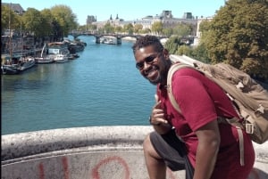 Paris - en liten grupp E-Scooter Tour i liten grupp med en lokal guide