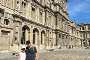 Paris - en liten grupp E-Scooter Tour i liten grupp med en lokal guide