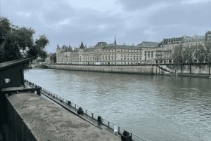 Paris - en liten grupp E-Scooter Tour i liten grupp med en lokal guide