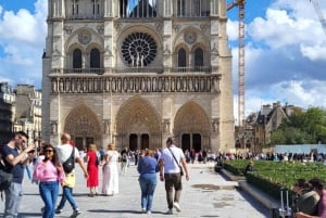 Parijs: rondleiding door het interieur van de Notre Dame, kleine groep, max. 5 personen