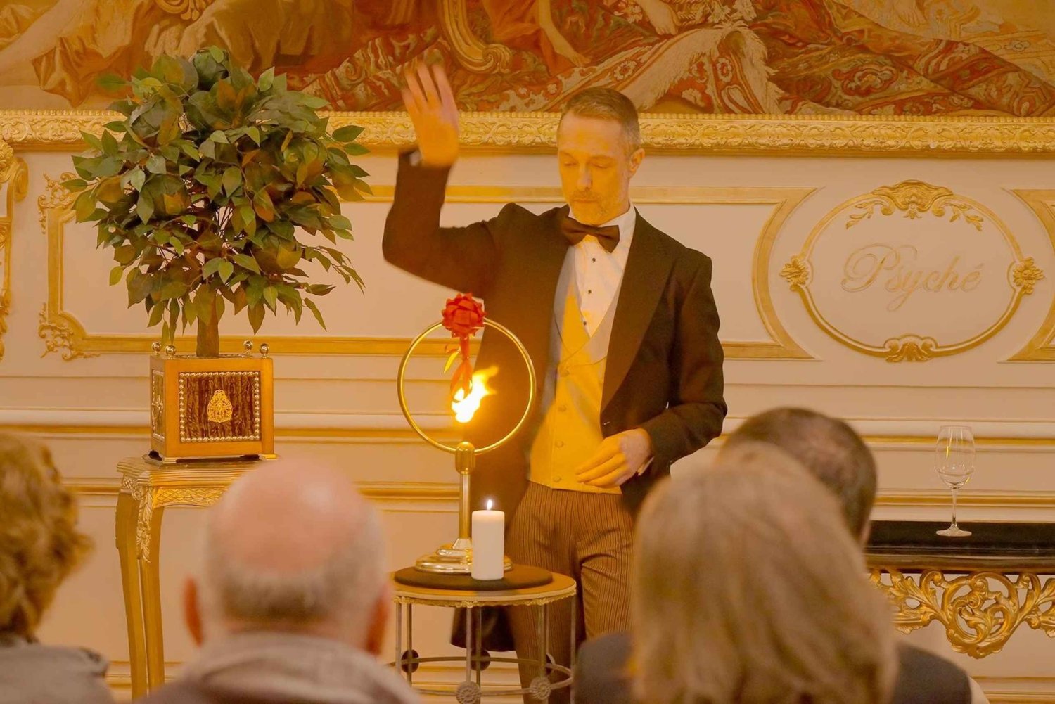 Paris: Soirées Fantastiques, experience the magic of a lifetime
