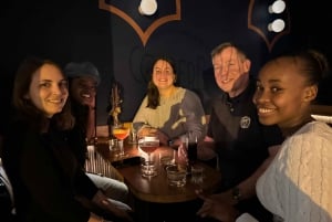 Paris :Solo Travellers Meet-up and Explore fun, great bars