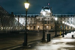 Paris: Sunrise Running and Sightseeing Group Tour
