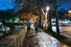 Paris: Sunrise Running and Sightseeing Group Tour