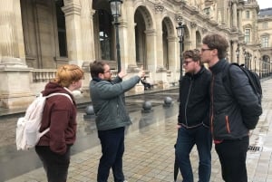 Paris: French Monarchy Intrigues Walking Tour