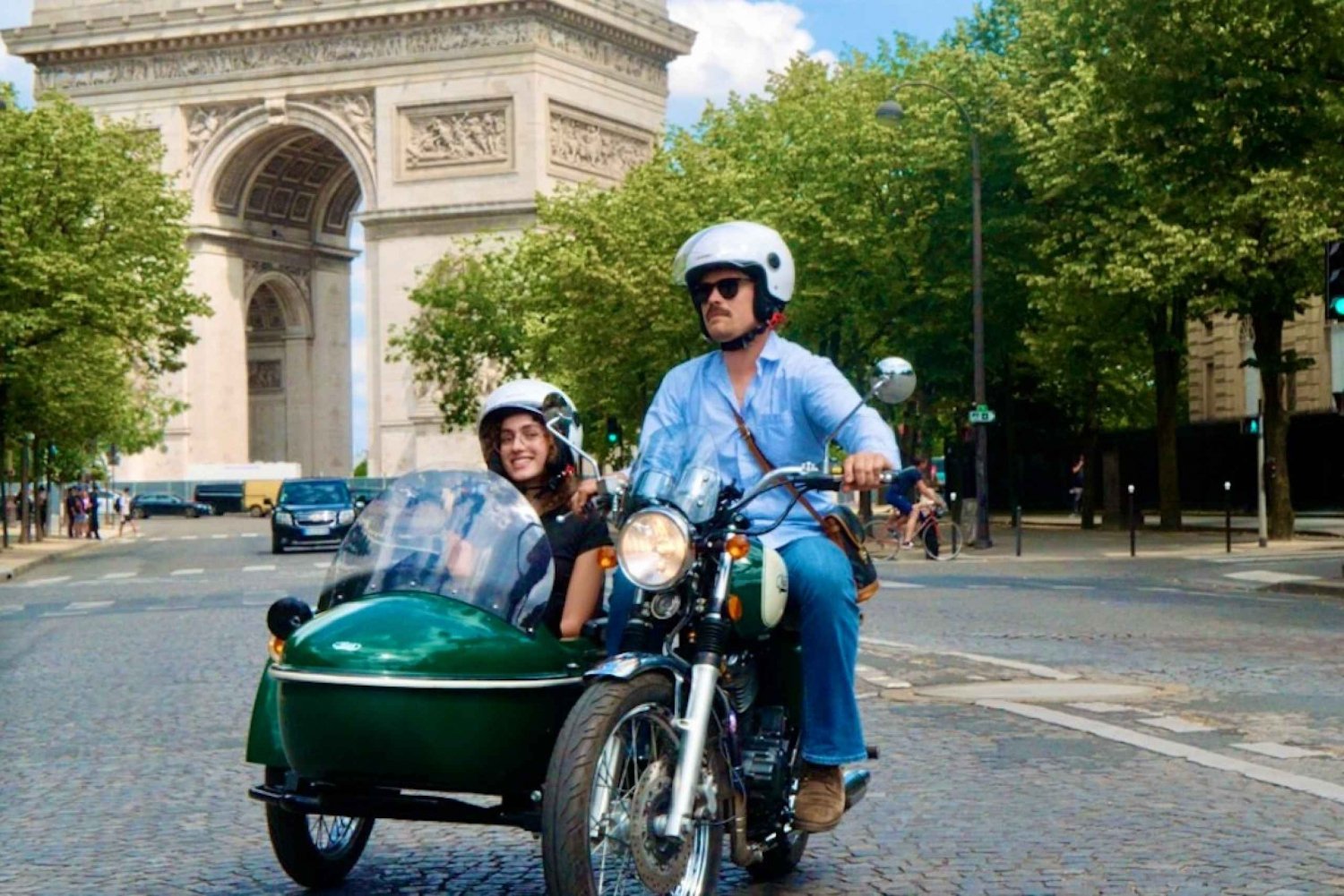 Paris: Private Vintage Sidecar Tour with Hotel Pickup