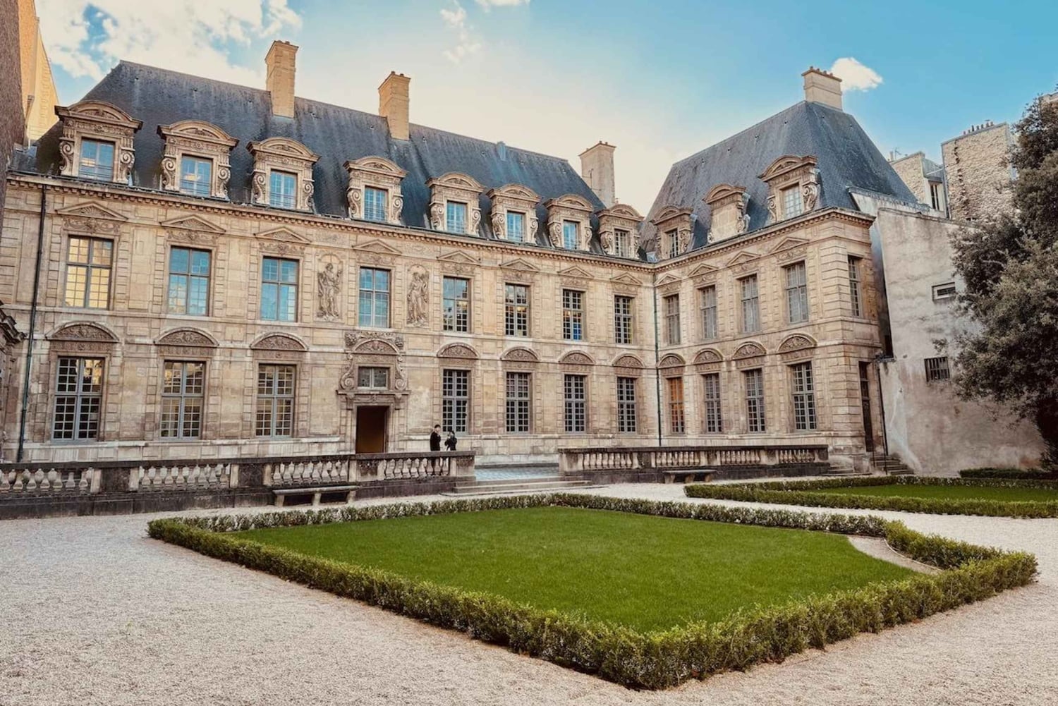 Parijs: het bruisende stadscentrum en Le Marais in het Duits