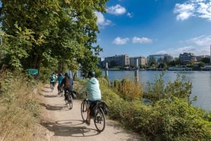 電動アシスト自転車でパリからヴェルサイユへ - 自然と発見の旅