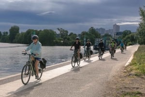 電動アシスト自転車でパリからヴェルサイユへ - 自然と発見の旅