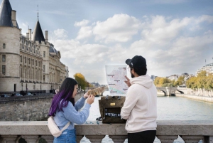 Paris: Treasure Hunt & Walking Tour 'Marie Curie's secret'
