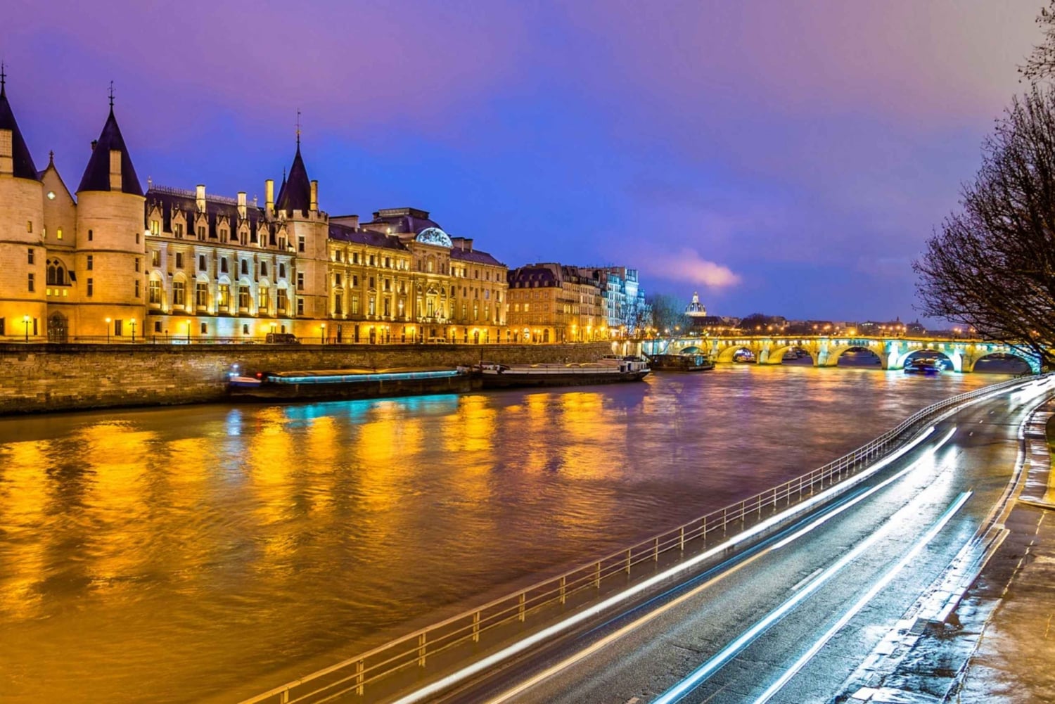 Paris: Jantar Cruzeiro do Dia dos Namorados no Rio Sena