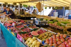 Paris: Versailles Palace and Queen Hamlet E-Bike Tour