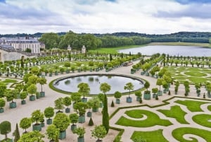 From Paris: Versailles Palace Ticket with Audio Guide