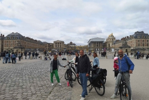 Paris : Visite du château de Versailles et du hameau de la Reine en E-Bike