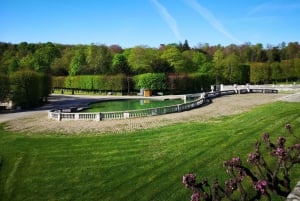 Paris : Visite du château de Versailles et du hameau de la Reine en E-Bike