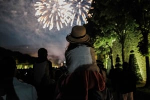 Paris: Versailles Sunset Bike Tour with Fireworks Show