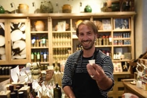 Paris: Saint Germain des Prés Guided Foodie Walking Tour