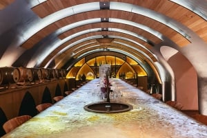 Paris: Wine Museum Guided Tour with Wine Tasting