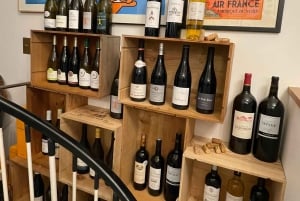 París: Cata de vinos con 6 vinos y tabla de quesos