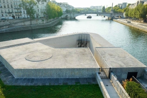 Paris: World War II Walking Tour