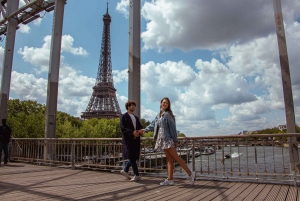 Paris: Private Photoshoot at the Eiffel Tower