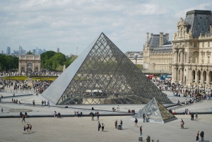 Parisian Magic: Notre-Dame de Paris et Ile de La Cité Tour