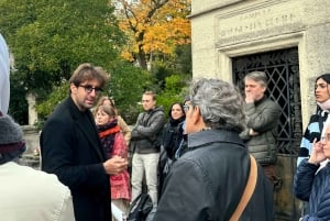 Père-Lachaise: storie e misteri raccontati da un attore