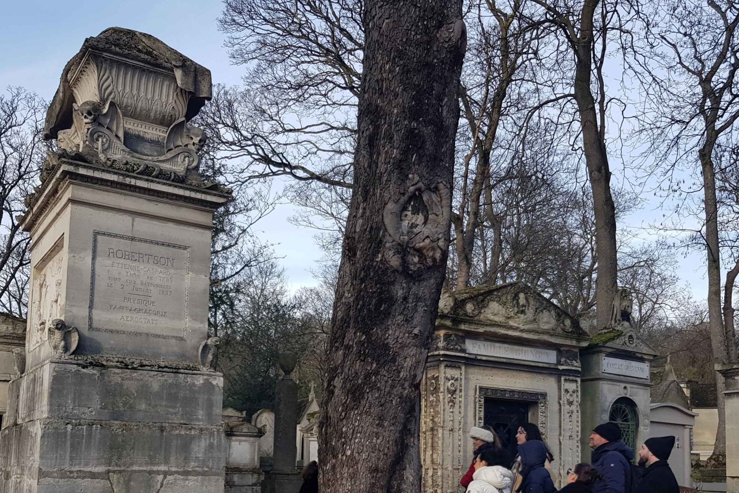 Père-Lachaise: historias y misterios contados por un actor.