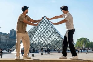 Photographer in Paris: Eiffel Tower and the most beautiful spots for a photo shoot