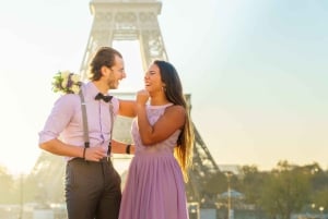 Photographer in Paris: Eiffel Tower and the most beautiful spots for a photo shoot