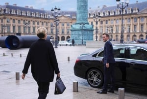 Yksityinen autopalvelu Pariisissa kuljettajan kanssa